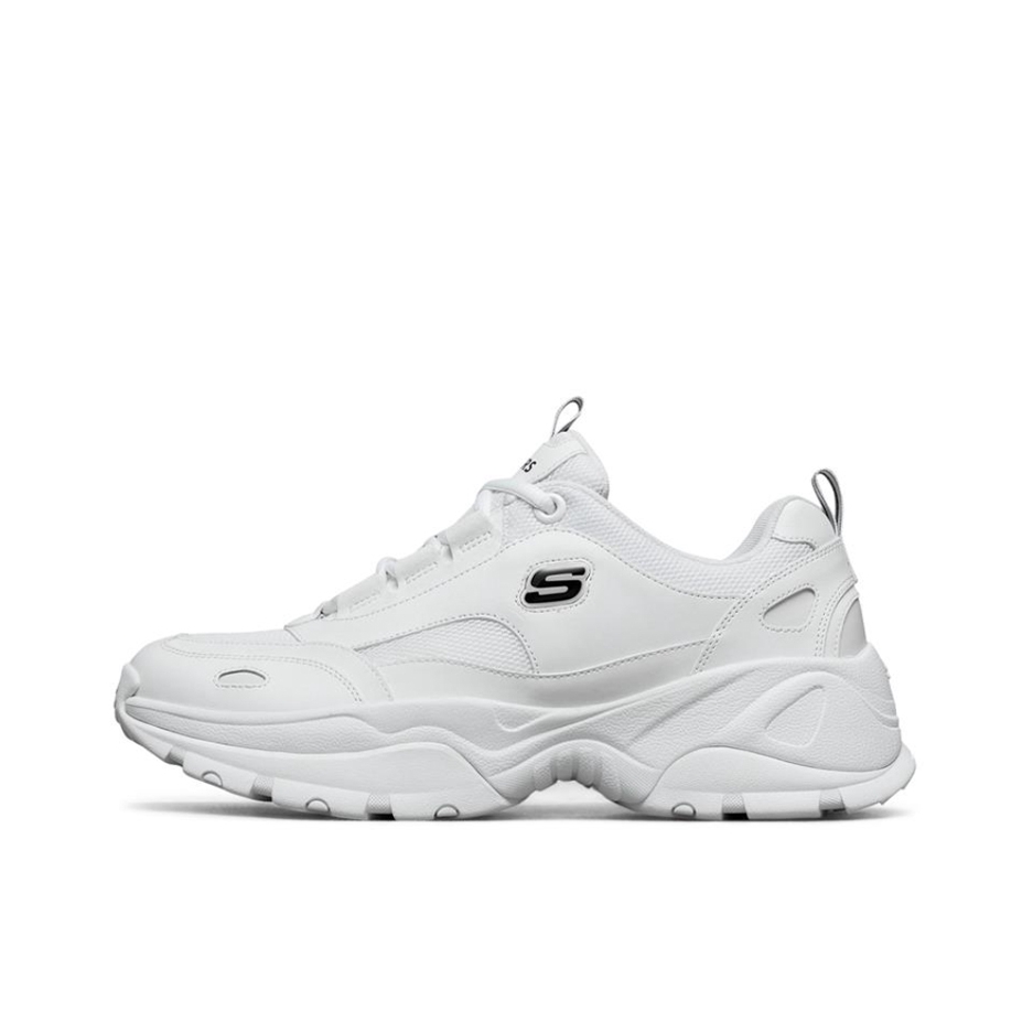 推荐商品：Skechers/斯凯奇 Kozmiks 休闲复古 减震耐磨 舒适透气 增高厚底 运动 老爹鞋 White 白