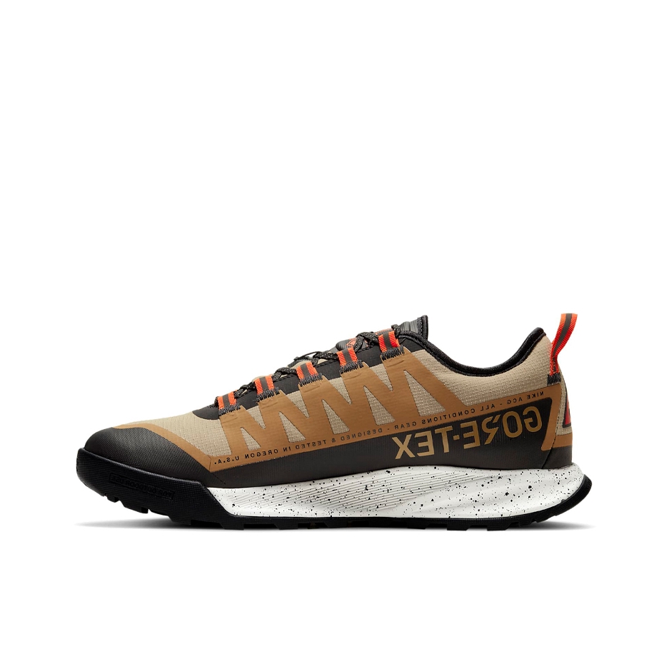 推荐商品：Nike ACG Air Nasu 织物拼接 休闲百搭 舒适透气 减震耐磨 防水防滑 户外鞋徒步鞋 棕色/黑色