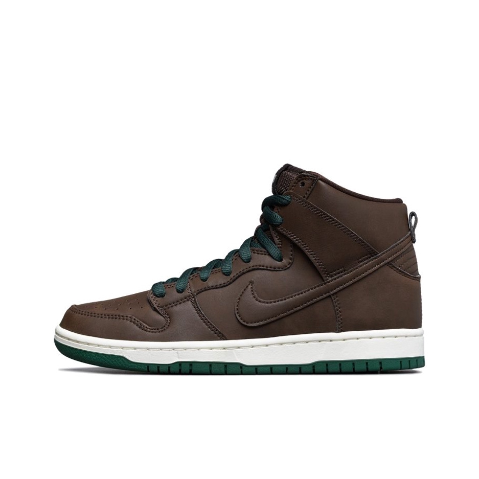 推荐商品：Nike Dunk 板鞋 经典复古百搭 SB/高帮/深棕