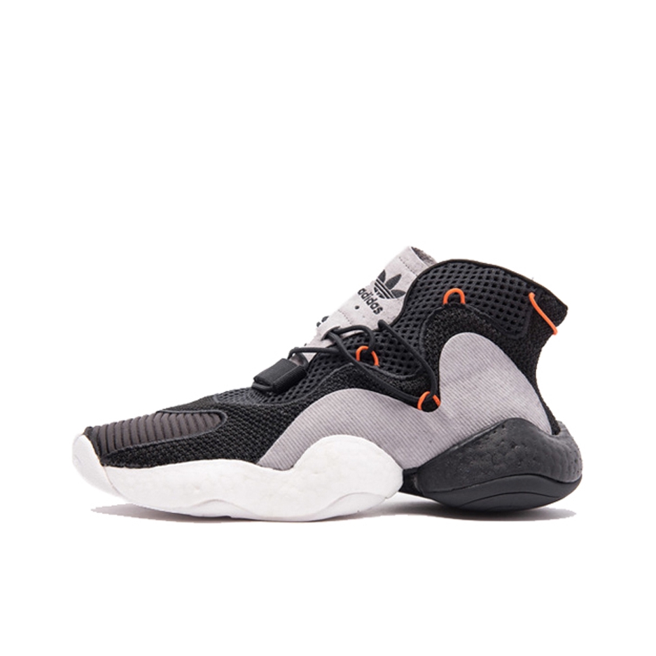 推荐商品：adidas Crazy BYW Boost 篮球鞋 潮流百搭实战舒适透气防滑耐磨轻便 Black Carbon 黑灰红