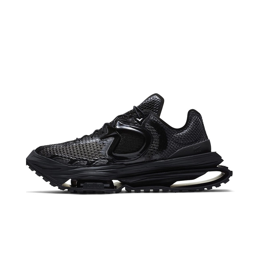 推荐商品：Nike Zoom MMW 4 跑鞋 防滑耐磨舒适透气织物合成革支撑包裹性运动休闲 Triple Black mmw联名/黑色