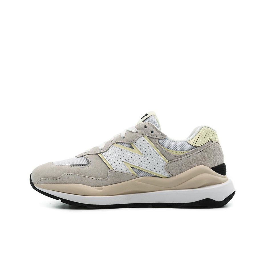 推荐商品：New Balance 5740 跑鞋 轻便减震防滑耐磨透气拼接织物防水复古 女款/米灰黄