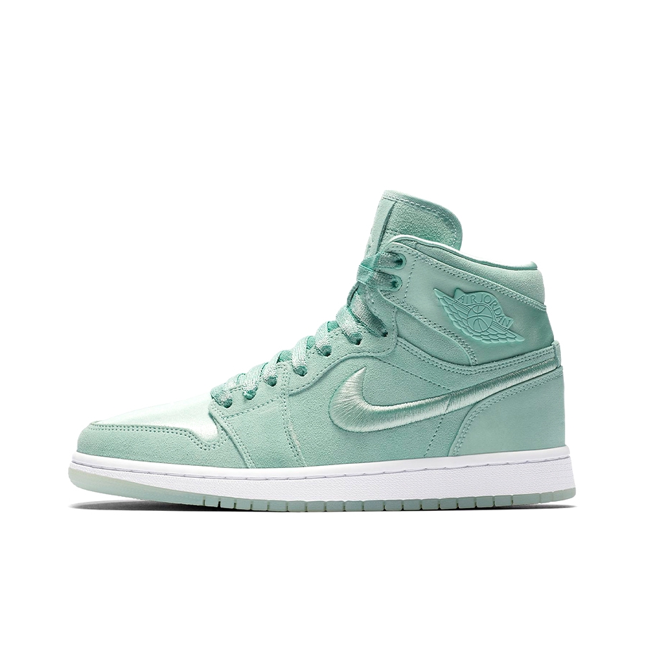 推荐商品：Air Jordan 1 板鞋 运动休闲鞋 复古潮流支撑合成革 Season Of Her Mint Foam 高帮/豪砍63分