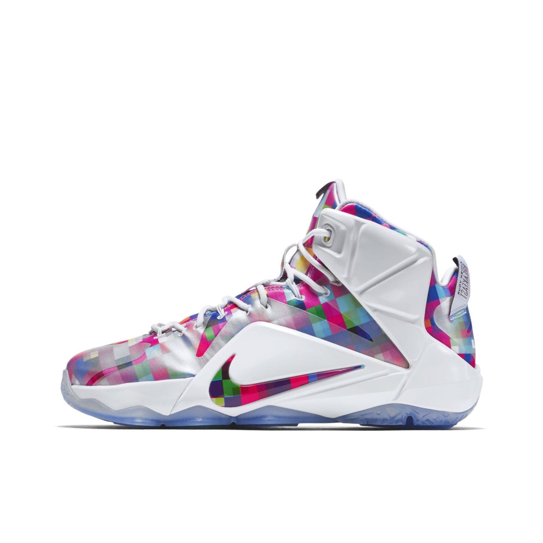 推荐商品：Nike Zoom LeBron 12 詹姆斯 防滑耐磨 缓震支撑 实战 织物 圆头 舒适百搭 中帮 篮球鞋 Prism 棱镜