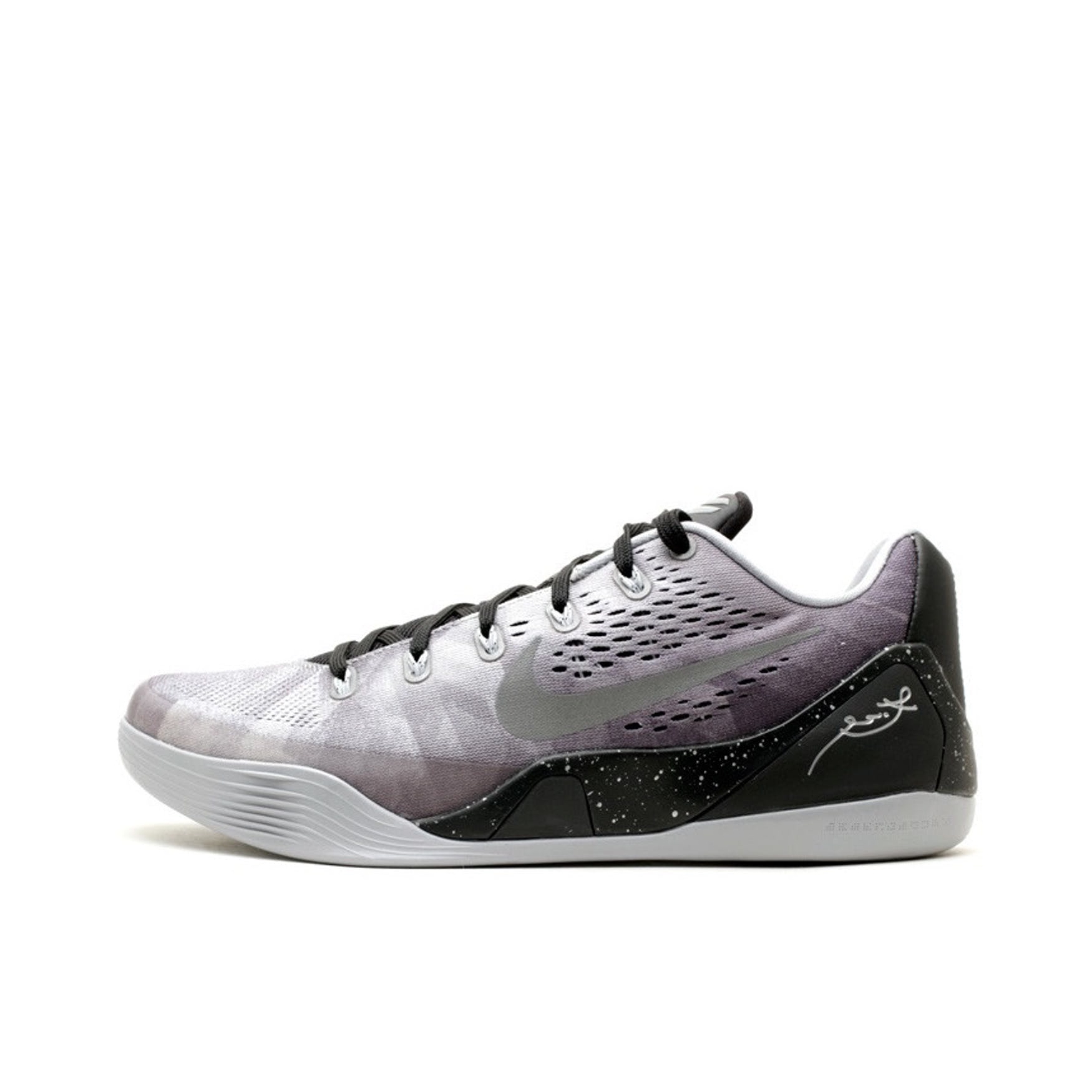 推荐商品：Nike Kobe 9 科比9 篮球鞋 包裹性潮流实战抗扭舒适百搭回弹 Black/Metallic Silver 黑色/金属银