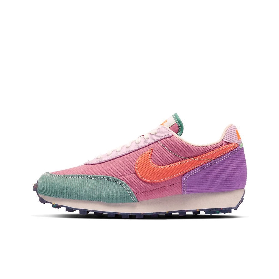 推荐商品：Nike Daybreak 解构 跑鞋 华夫鞋 复古耐磨舒适休闲轻便透气织物运动合成革减震防滑低帮 GS/灯芯绒/粉绿紫
