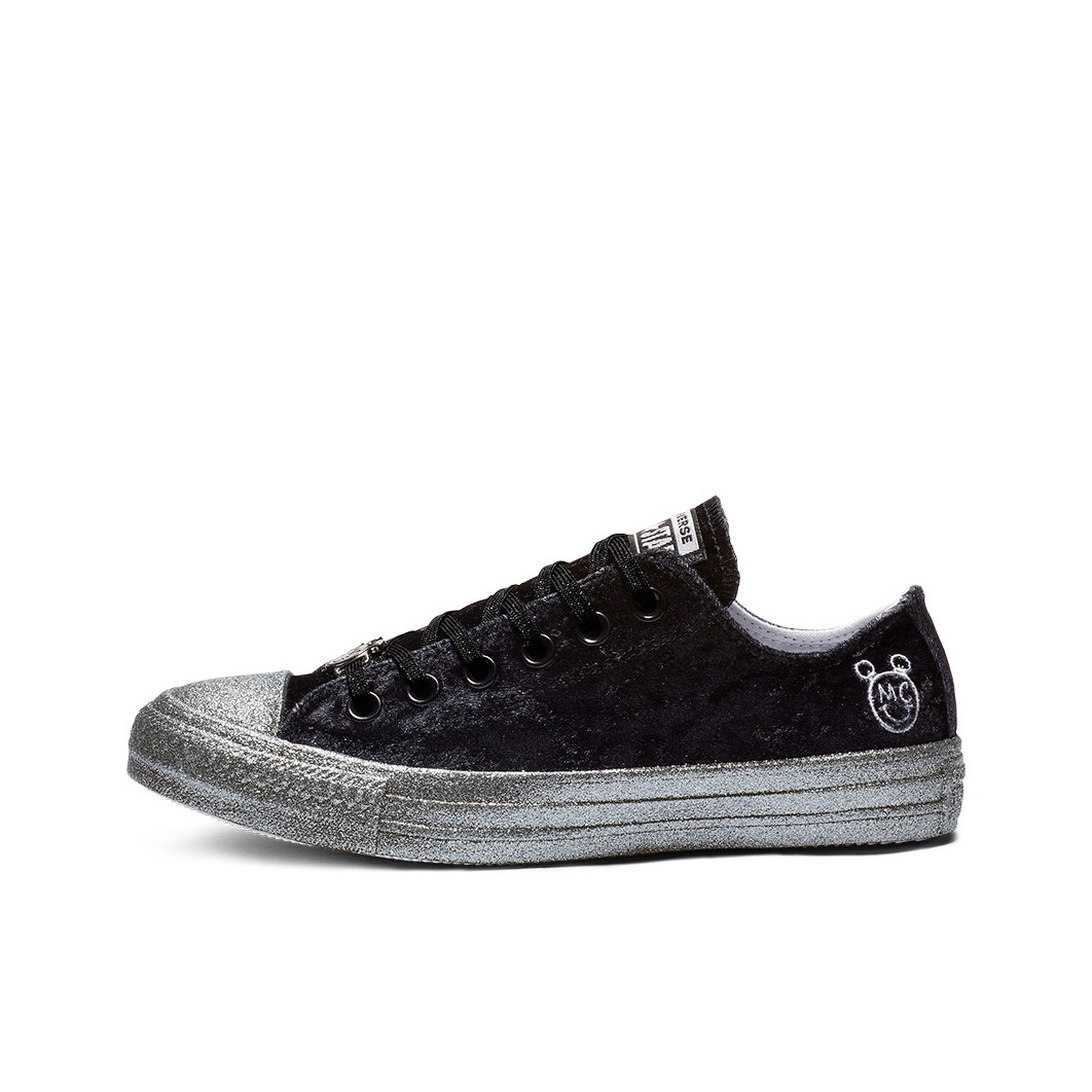 推荐商品：Converse/匡威 Chuck Taylor All Star 帆布鞋 常青款轻便防滑耐磨百搭复古圆头减震贴合高帮 Miley Cryus/Black/Silver 黑银麂皮