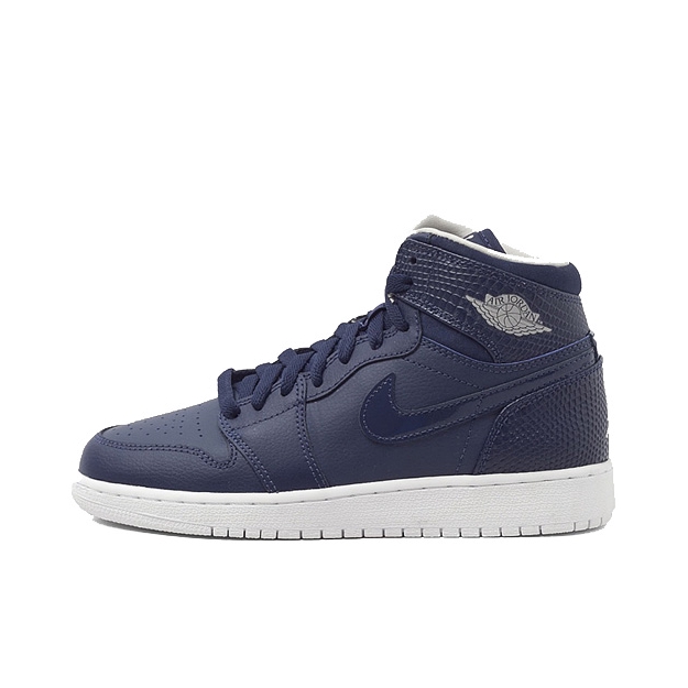 推荐商品：Air Jordan 1 板鞋 运动休闲鞋 复古潮流支撑合成革 Midnight Navy Light Bone White GS/中帮/藏蓝蛇鳞