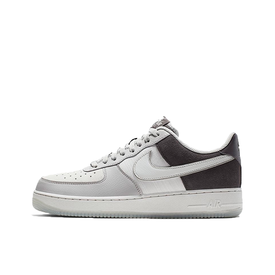 推荐商品：Nike Air Force 1 空军一号 板鞋 轻便舒适百搭耐磨防滑复古 Grey/Anthracite 低帮/灰白/碳黑