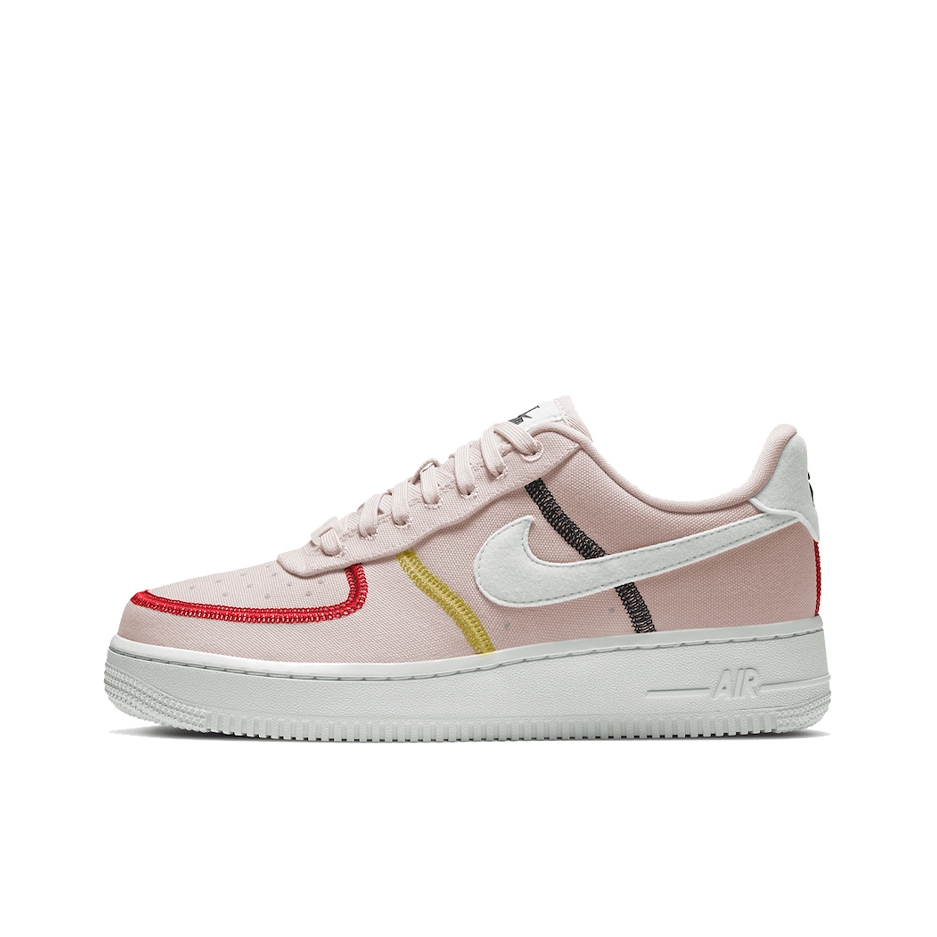推荐商品：Nike Air Force 1 空军一号 板鞋 轻便舒适百搭耐磨防滑复古 女款/低帮/帆布/粉色/白色