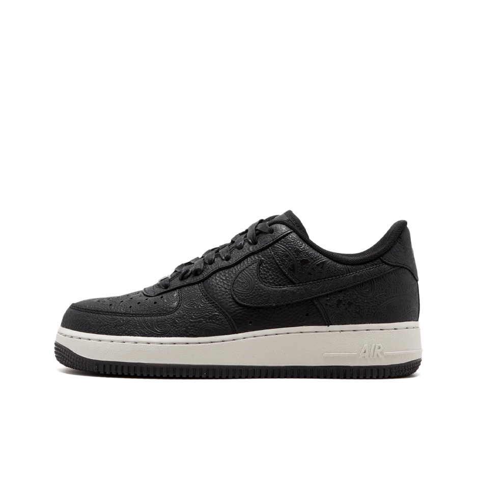 推荐商品：Nike Air Force 1 空军一号 板鞋 轻便舒适百搭耐磨防滑复古 Black White 蛇纹黑