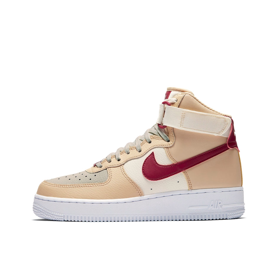 推荐商品：Nike Air Force 1 空军一号 板鞋 轻便舒适百搭耐磨防滑复古 White/Red/Ivory 米白/红色Hi