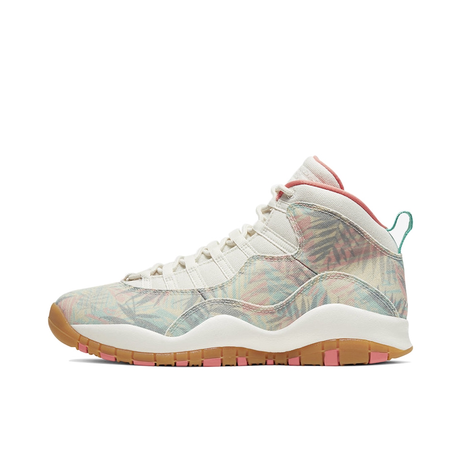 推荐商品：Air Jordan 10 运动休闲鞋 防滑耐磨减震透气百搭复古支撑包裹性 Super Bowl LIV Super Bowl联名/白粉