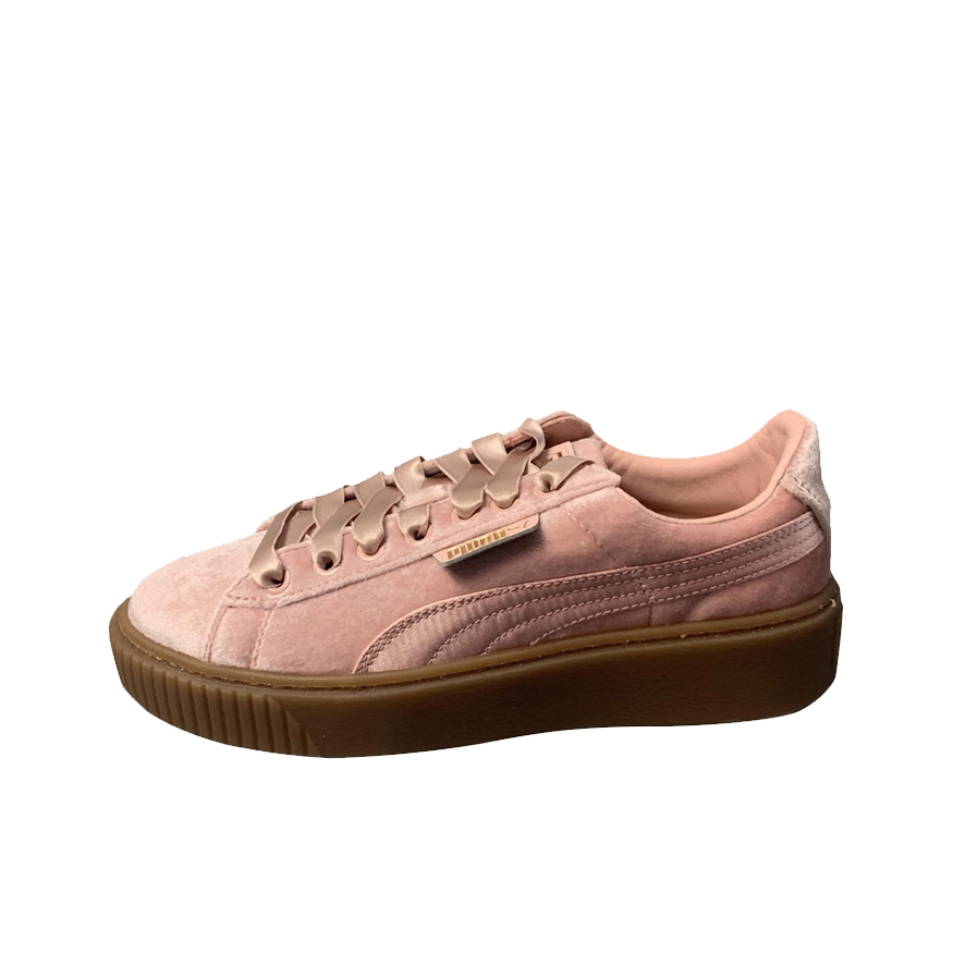 推荐商品：Puma/彪马 Basket Platform 板鞋 休闲复古轻便厚底增高防滑抓地 Pink 丝绸粉/生胶