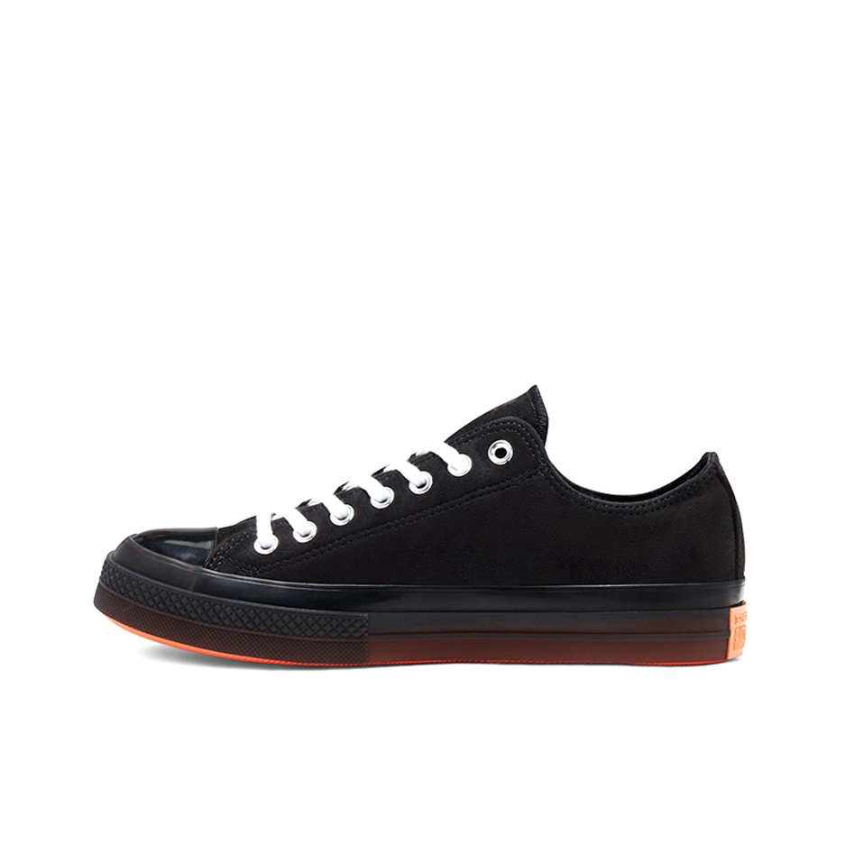推荐商品：Converse/匡威 Chuck Taylor All Star 帆布鞋 常青款轻便防滑耐磨百搭复古圆头减震贴合高帮 低帮/黑色/橙色