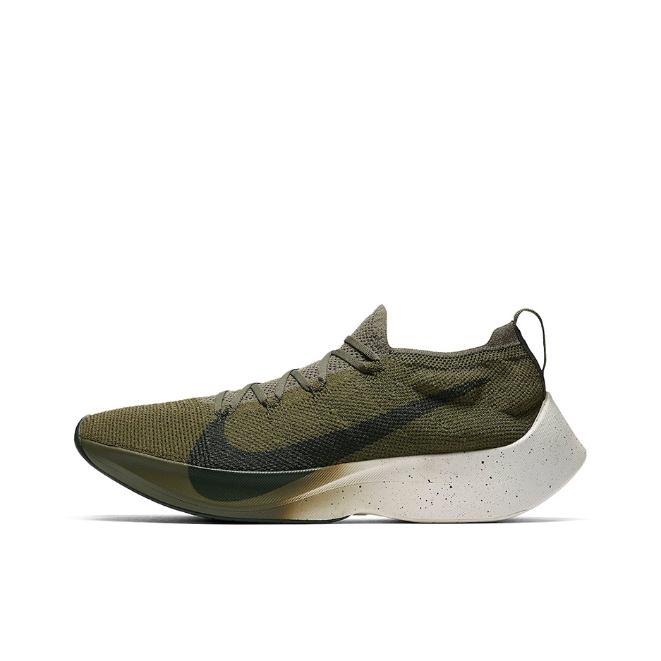 推荐商品：Nike Vapor Street Flyknit 跑鞋 防滑耐磨舒适透气马拉松支撑 Medium Olive 军绿