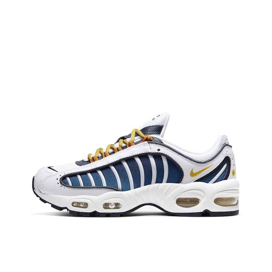 推荐商品：Nike Air Max Tailwind 4 跑鞋 防滑耐磨轻便透气舒适减震复古潮流织物支撑合成革回弹拼接 White Blue Yellow 网眼/白蓝