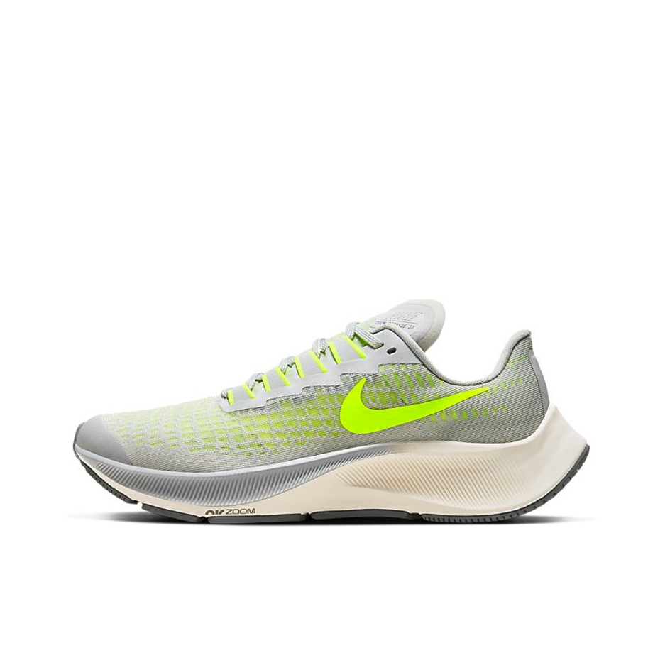 推荐商品：Nike Air Zoom Pegasus 37 飞马 跑鞋 气垫舒适耐磨轻便透气织物缓震减震防滑防水合成革圆头 灰色/绿色