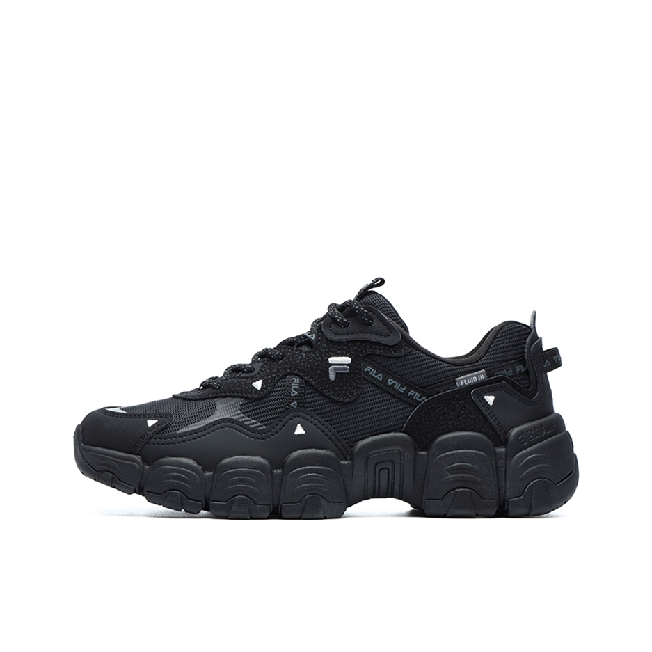 推荐商品：FILA/斐乐 猫爪3代 防滑耐磨 网面透气 舒适百搭 复古增高 运动休闲鞋 全黑