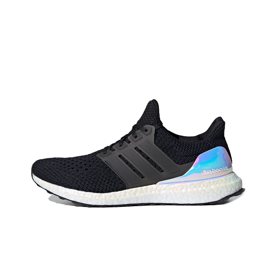 推荐商品：adidas Ultraboost 跑鞋 透气防滑耐磨缓震轻便休闲运动支撑织物减震防水抗扭转圆头 网面/黑/白/镭射渐变