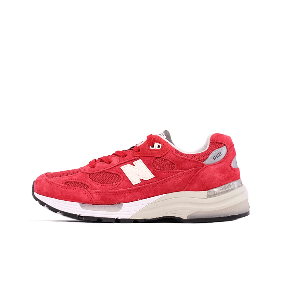 推荐商品：New Balance 992 跑鞋 减震防滑耐磨舒适透气网布织物人造革复古合成革圆头 Kithmas 橘红色