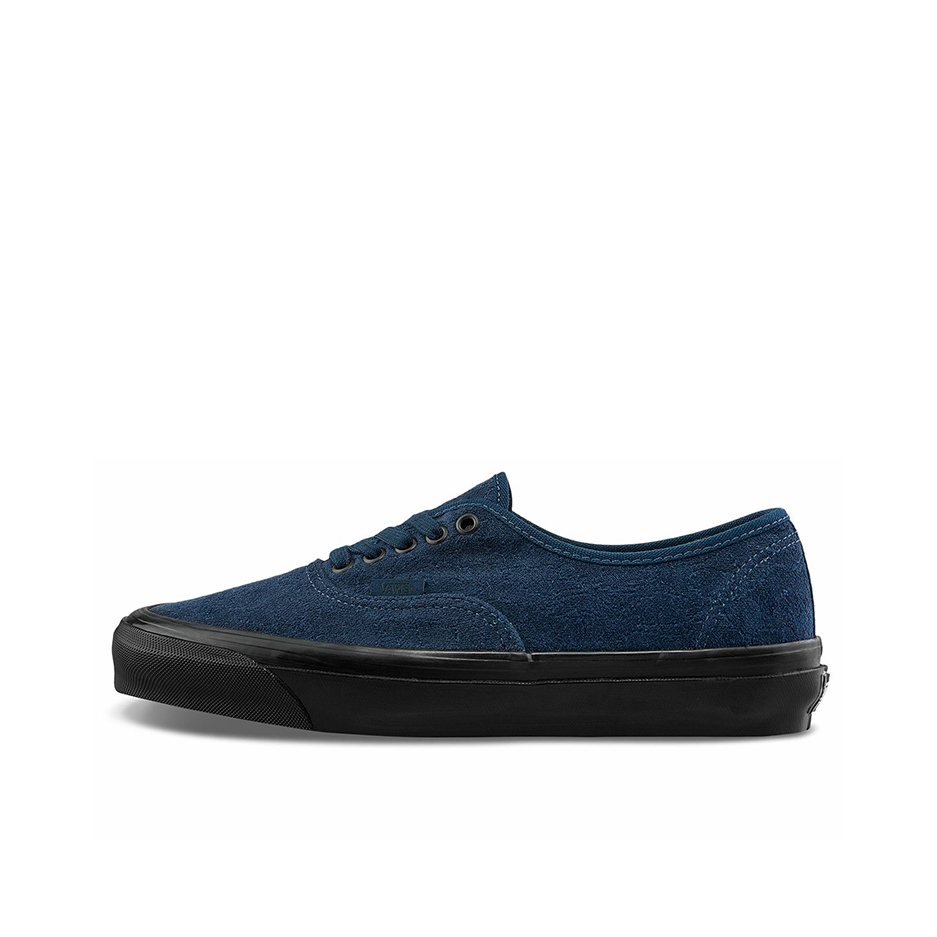 推荐商品：Vans/范斯 Authentic 潮流休闲 轻便舒适 防滑耐磨 百搭运动 复古 板鞋 深蓝/黑色