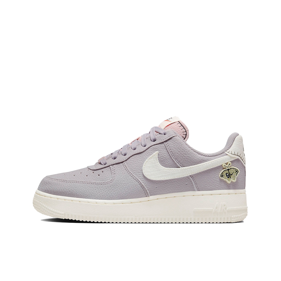 推荐商品：Nike Air Force 1 空军一号 板鞋 轻便舒适百搭耐磨防滑复古 Air Sprung 可回收材料/低帮/香芋紫