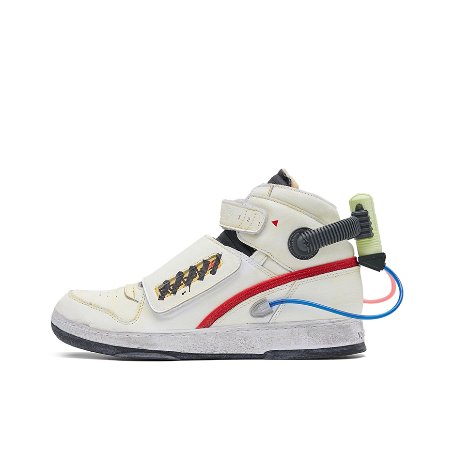 推荐商品：Reebok/锐步 Ghostsmasher 舒适 耐磨 复古 板鞋 Ghostbusters联名/米白