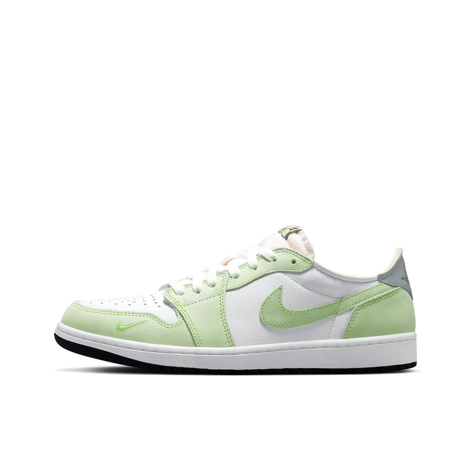 推荐商品：Air Jordan 1 板鞋 运动休闲鞋 复古潮流支撑合成革 Ghost Green 低帮/白绿/幽灵绿
