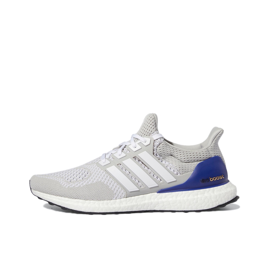 推荐商品：adidas UltraBoost DNA 跑鞋 防滑耐磨轻便透气织物网面缓震合成革支撑抗扭转轻运动回弹 灰色/蓝色
