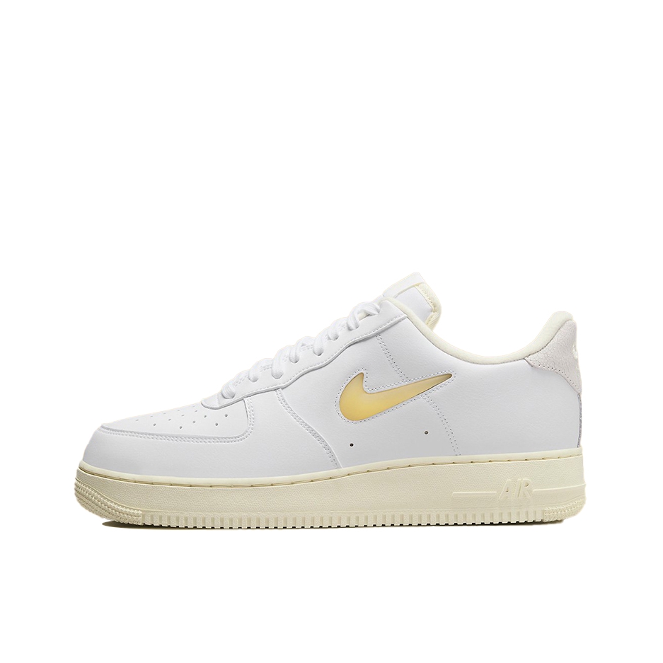 推荐商品：Nike Air Force 1 空军一号 板鞋 轻便舒适百搭耐磨防滑复古 Jelly Swoosh 低帮/白色/果冻色