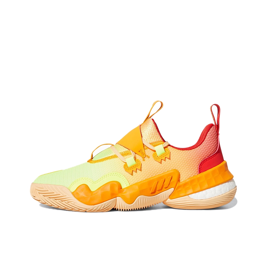 推荐商品：adidas Trae Young 1 特雷杨1代 篮球鞋 防滑耐磨舒适减震轻便圆头时尚复古实战训练包裹性 橙黄色 