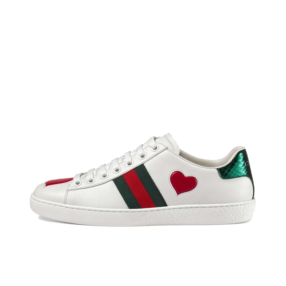 推荐商品：Gucci Ace 板鞋 刺绣时尚百搭舒适轻便休闲复古牛皮运动圆头 爱心/绿尾