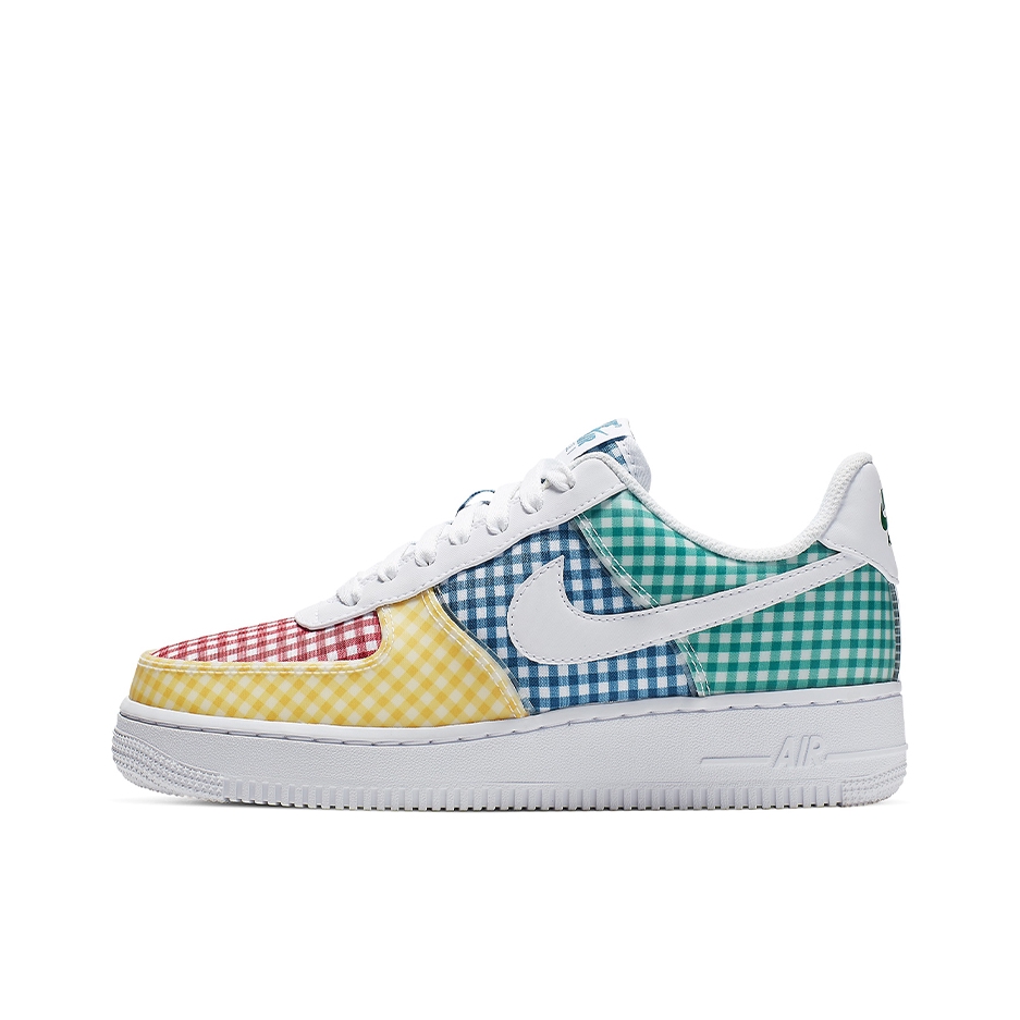 推荐商品：Nike Air Force 1 空军一号 板鞋 轻便舒适百搭耐磨防滑复古 Red/Yellow/Blue/Green 低帮/彩虹格子