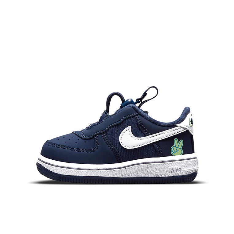 推荐商品：Nike Air Force 1 板鞋儿童 透气舒适防滑耐磨轻便休闲 婴童/深蓝/白色