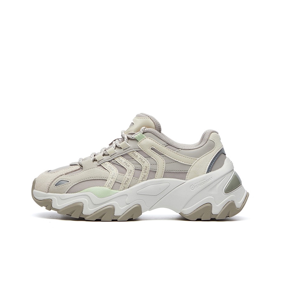 推荐商品：FILA/斐乐 鱼刺2.0 防滑耐磨 舒适轻便 厚底增高 织物 合成革 包裹性 圆头 复古 老爹鞋 F12W134159F 女款/米色/灰色