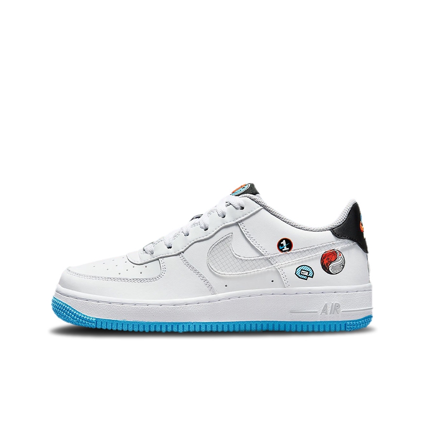 推荐商品：Nike Air Force 1 空军一号 板鞋 轻便舒适百搭耐磨防滑复古 GS/低帮/阴阳篮球/贴纸