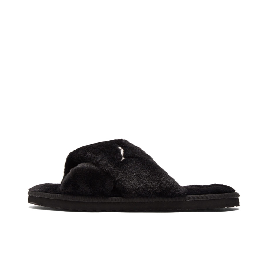 推荐商品：Puma/彪马 Fluff Flip 拖鞋 舒适轻便 闲防滑一字运动静音 黑色/银色