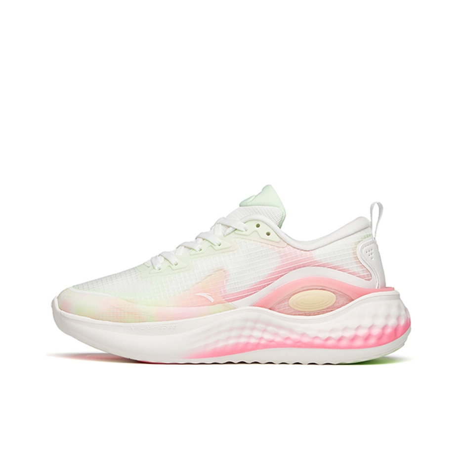 推荐商品：安踏 舒弹科技 时尚潮流 减震回弹 防滑耐磨 网面透气 软底跑鞋 112145556S 象牙白/荧光浅草绿