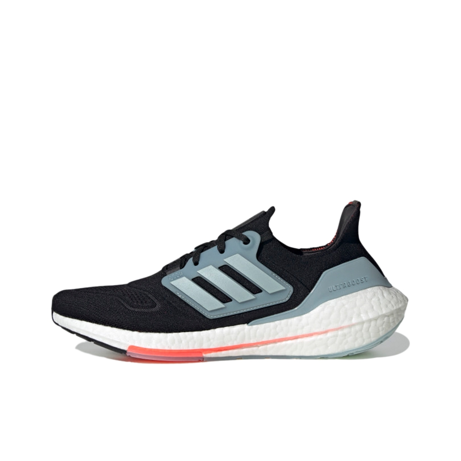 推荐商品：adidas Ultra Boost 22 经典UB 跑鞋 爆米花防滑耐磨缓震回弹织物休闲随心畅跑抗扭转 黑色/淡灰青/白色