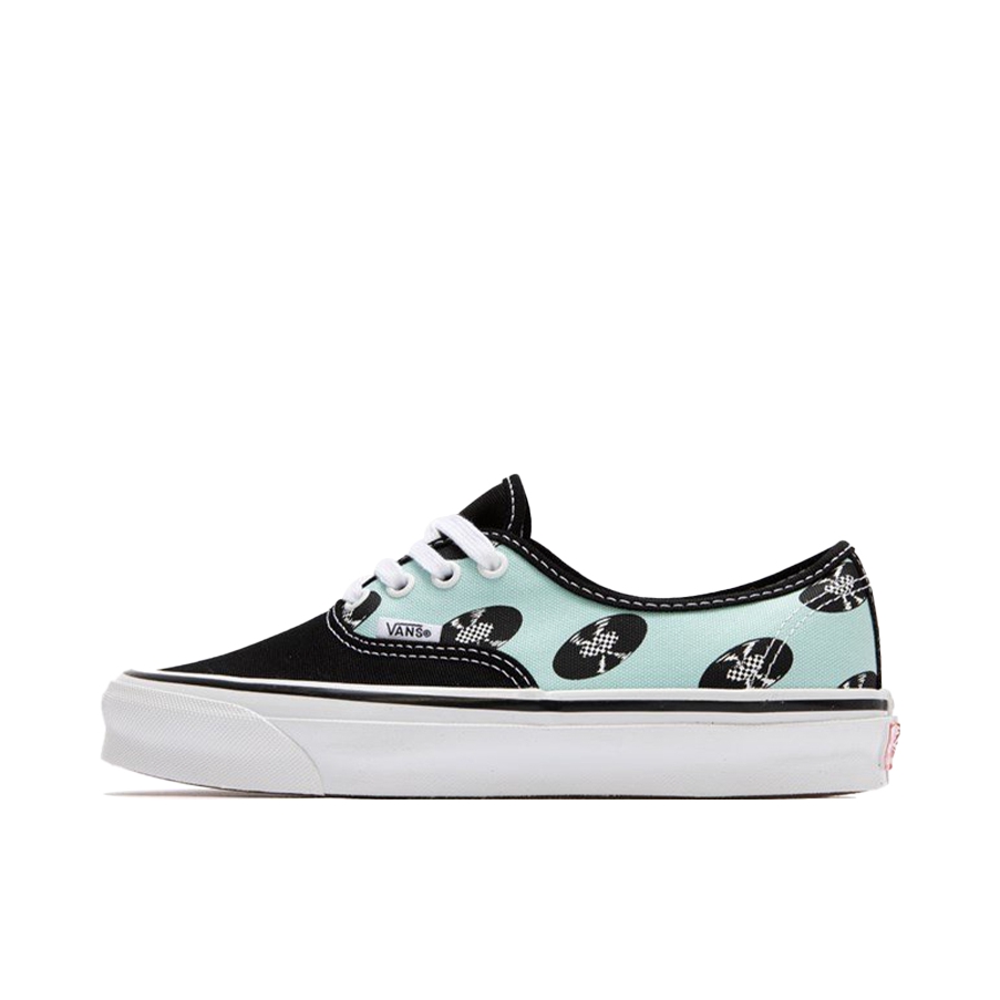 推荐商品：Vans/范斯 Authentic 潮流休闲 轻便舒适 防滑耐磨 百搭运动 复古 板鞋 WACKO MARIA联名/黑色/蓝色