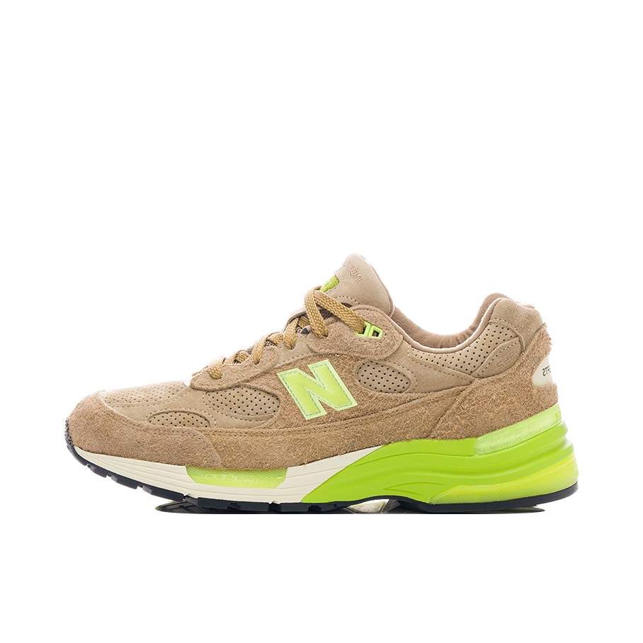 推荐商品：New Balance 992 跑鞋 减震防滑耐磨舒适透气网布织物人造革复古合成革圆头 土黄/绿色