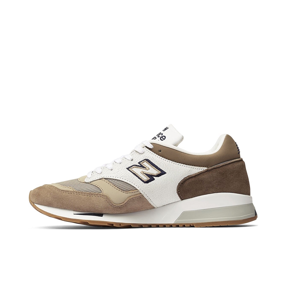 推荐商品：New Balance 1500 跑鞋 减震回弹透气防滑耐磨马拉松合成革织物复古包裹性轻便圆头贴合 沙色/白色