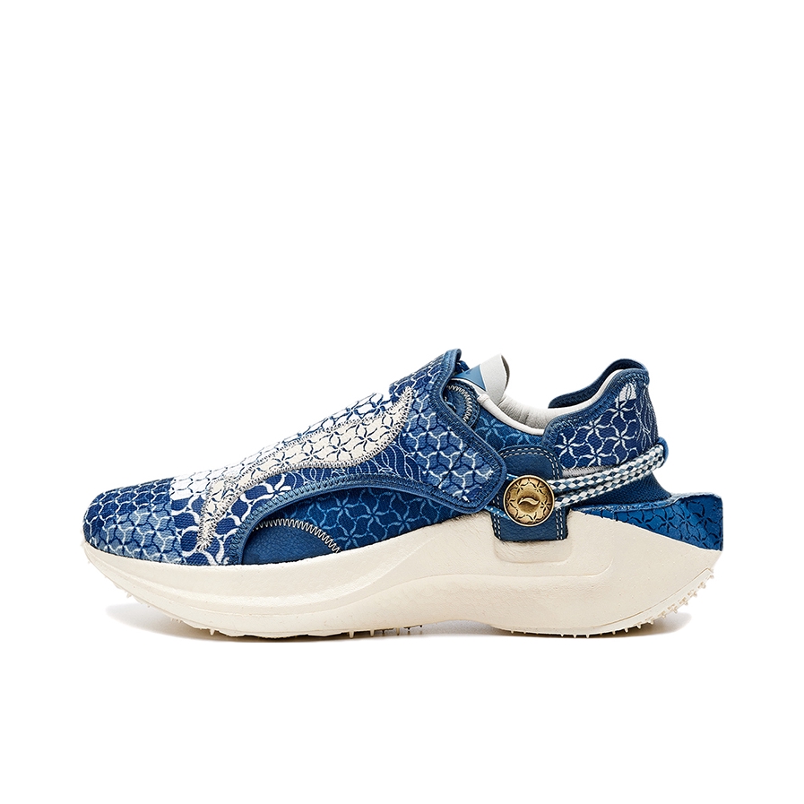 推荐商品：中国李宁 游侠CRC 䨻 稳定支撑 减震防滑 轻便耐磨 舒适回弹 运动休闲 跑鞋 男款/海峡蓝