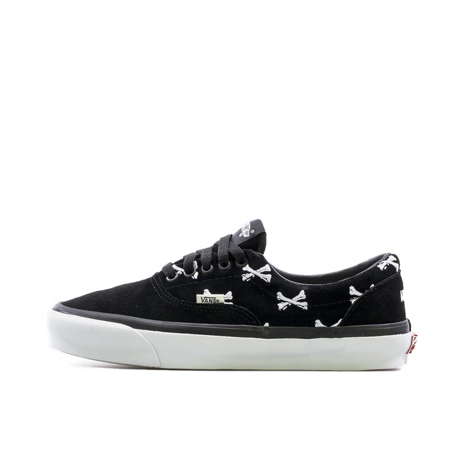 推荐商品：Vans/范斯 Era Lx Comfycusra 轻便 复古 帆布鞋 Wtaps联名/交叉骨/黑色