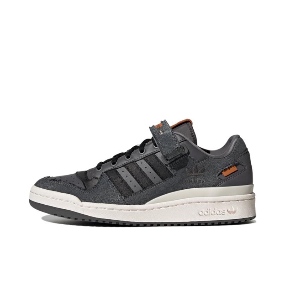 推荐商品：adidas Originals Forum 板鞋 轻便复古防滑时尚魔术贴篮球风薄底包裹性 黑色/深灰