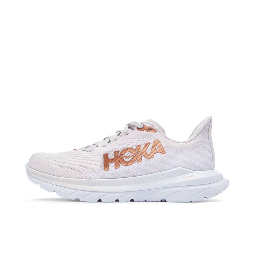 推荐商品：HOKA ONE ONE Mach 5 马赫5 竞速公路 减震回弹 轻便透气 防滑耐磨 织物 碳板 休闲 跑鞋 白色/玫瑰金