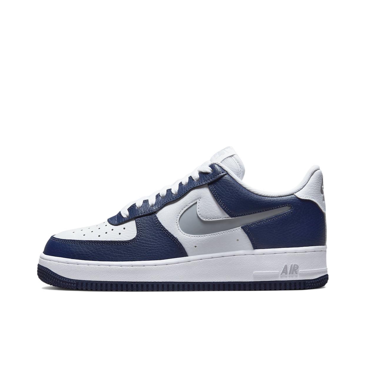 推荐商品：Nike Air Force 1 空军一号 板鞋 轻便舒适百搭耐磨防滑复古 灰色/蓝色/白色