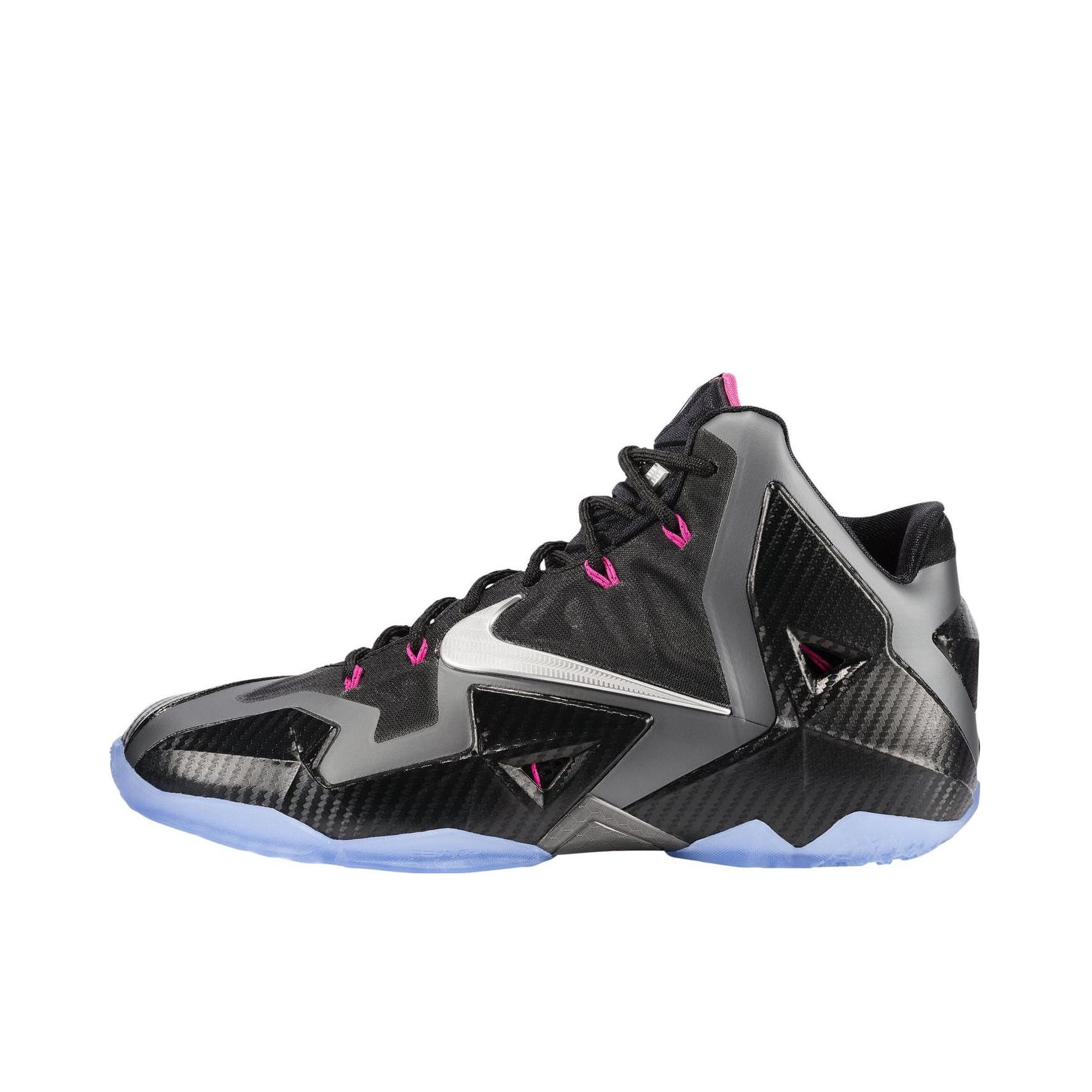 推荐商品：Nike Zoom LeBron 11 詹姆斯 防滑耐磨 缓震回弹 轻便透气 支撑 实战 篮球鞋 Miami Nights 黑水蓝