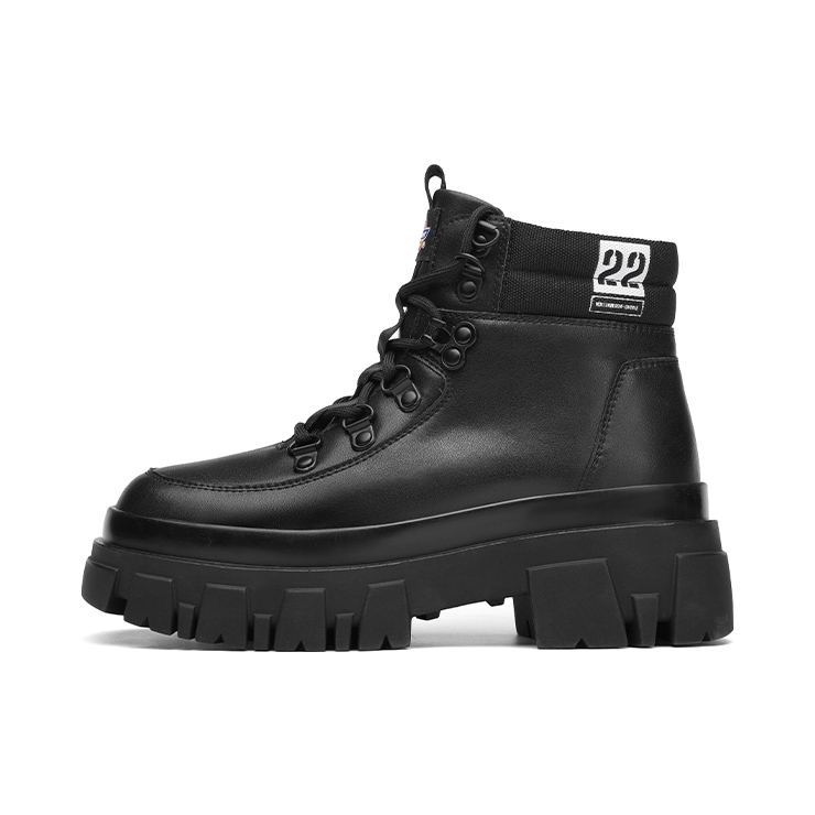推荐商品：Dickies  学院风 厚底增高 软底 英伦风 真皮 复古  工装靴 马丁靴  224W50LXS93 黑色